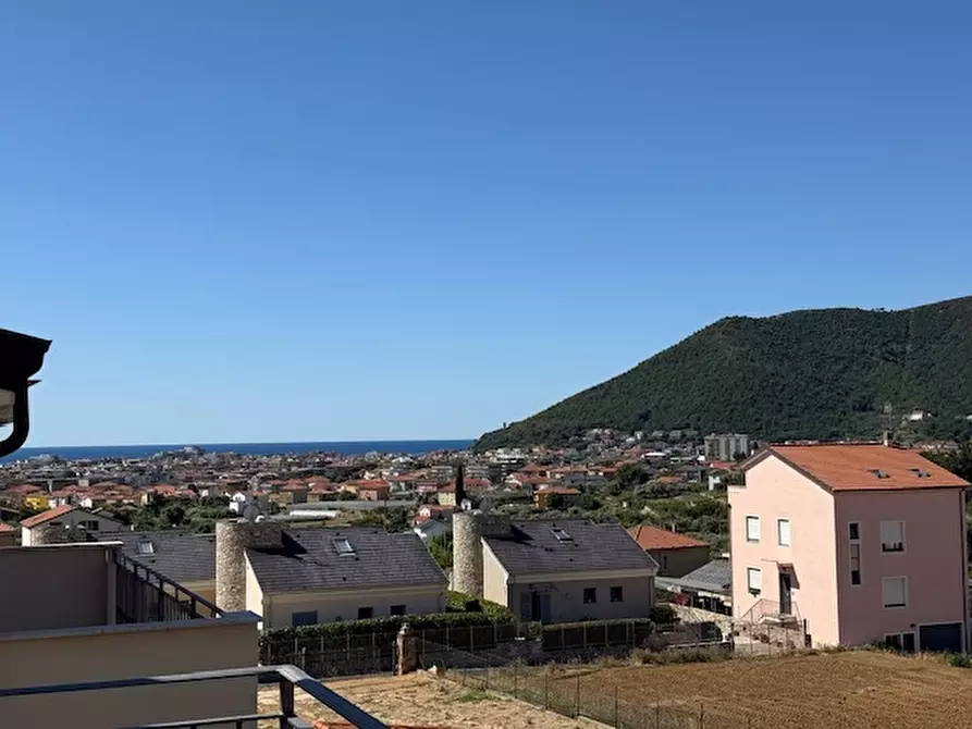 Immagine 12 di Appartamento in vendita  a Loano