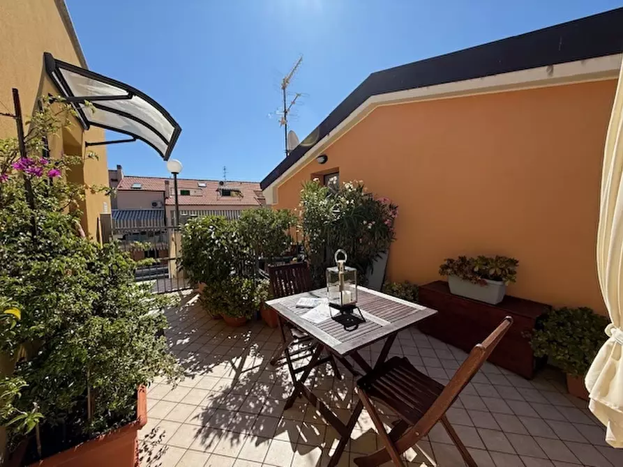 Immagine 1 di Appartamento in vendita  a Loano