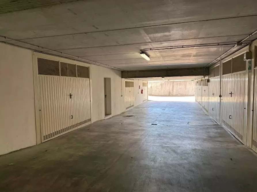 Immagine 36 di Appartamento in vendita  a Loano