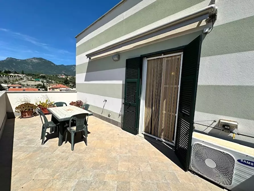 Immagine 22 di Immobile di prestigio in vendita  a Loano