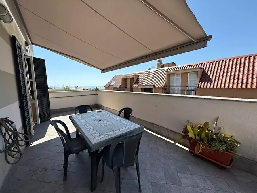 Immagine 28 di Immobile di prestigio in vendita  a Loano