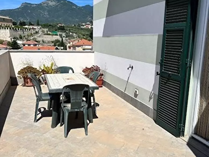 Immagine 9 di Immobile di prestigio in vendita  a Loano