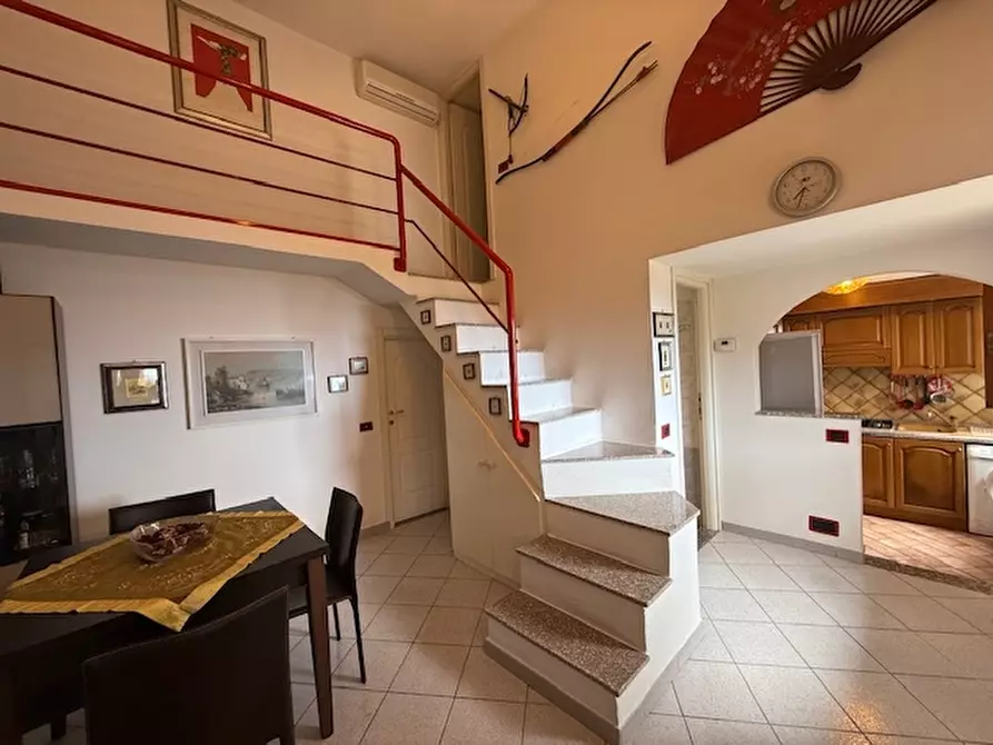 Immagine 8 di Villa in vendita  a Finale Ligure