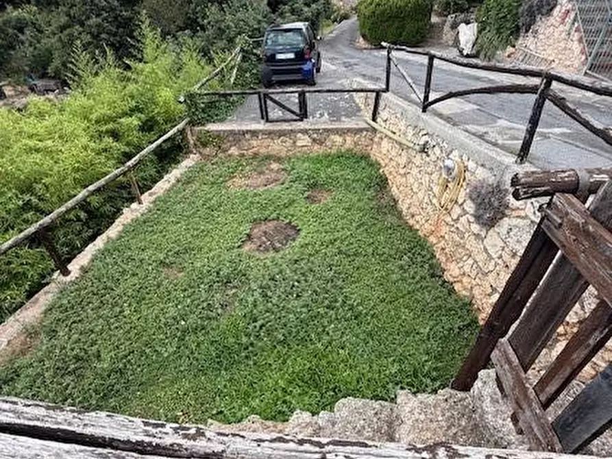 Immagine 2 di Villa in vendita  a Finale Ligure