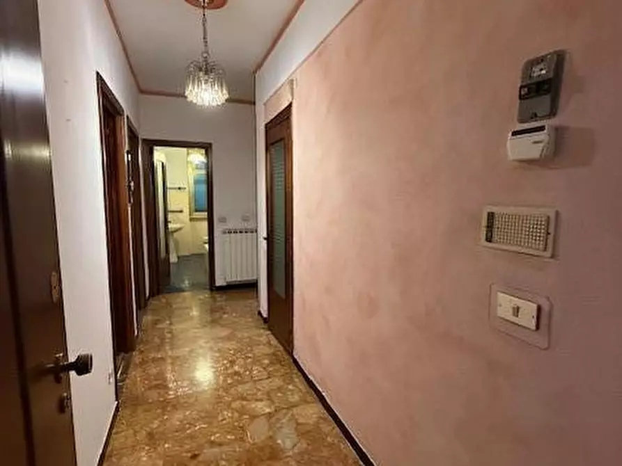 Immagine 12 di Appartamento in vendita  a Bergeggi