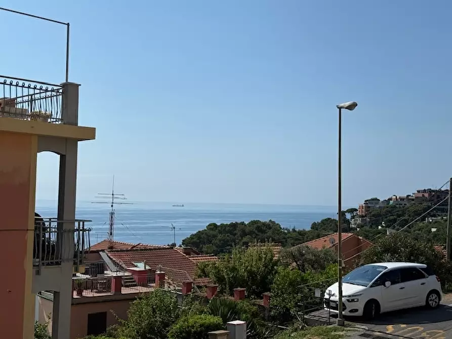 Immagine 30 di Appartamento in vendita  a Bergeggi