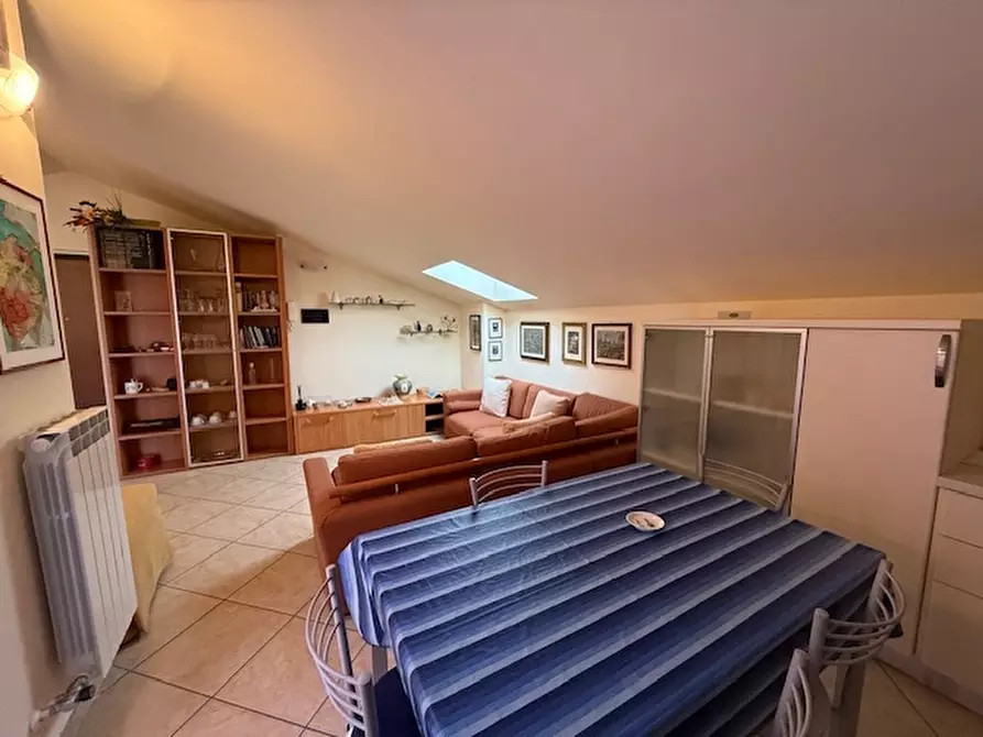 Immagine 16 di Appartamento in vendita  a Pietra Ligure