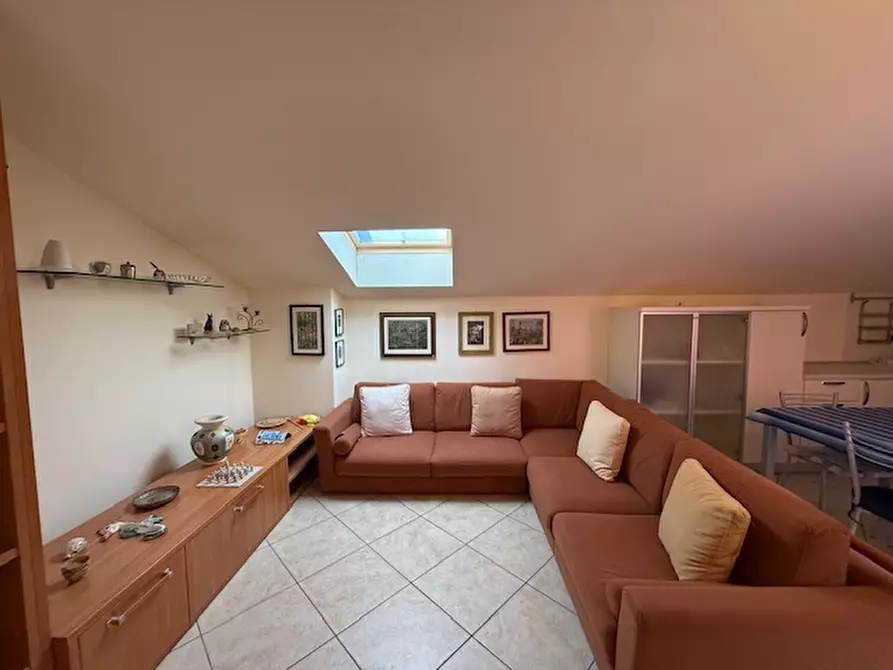 Immagine 22 di Appartamento in vendita  a Pietra Ligure