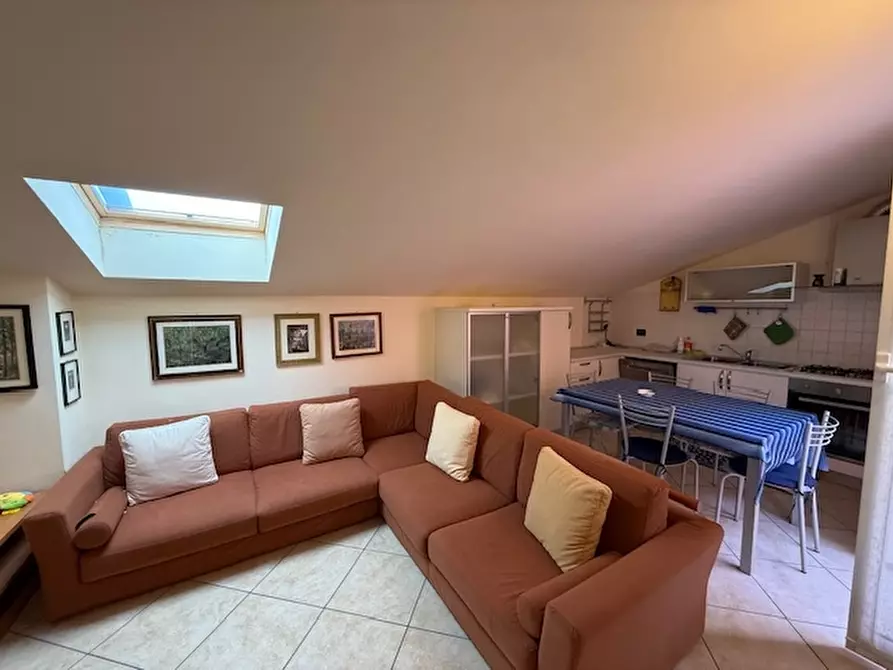 Immagine 23 di Appartamento in vendita  a Pietra Ligure