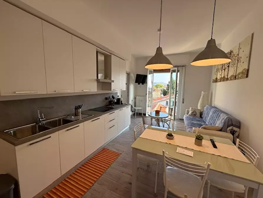 Immagine 8 di Appartamento in vendita  a Loano