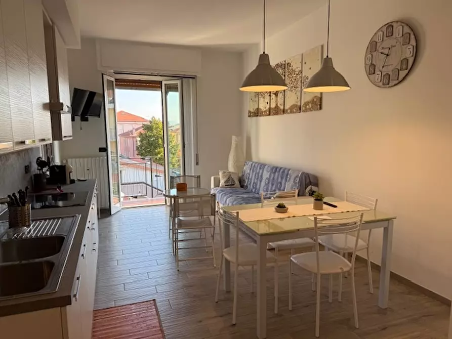 Immagine 12 di Appartamento in vendita  a Loano