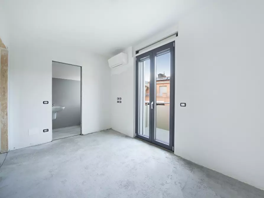 Immagine 16 di Appartamento in vendita  a Loano