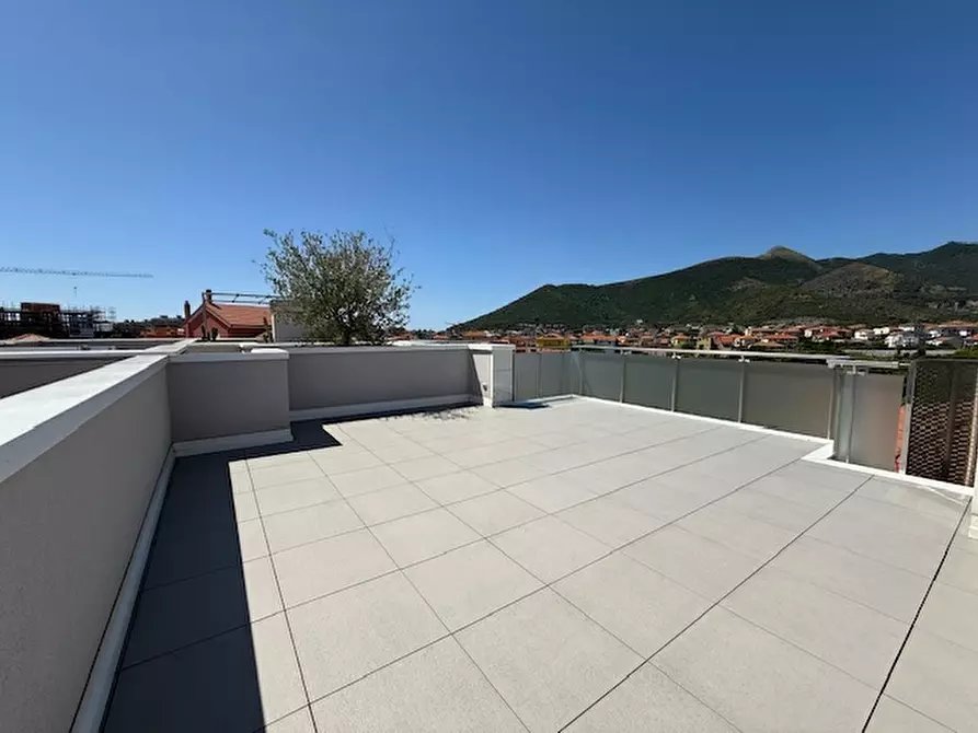 Immagine 21 di Appartamento in vendita  a Loano