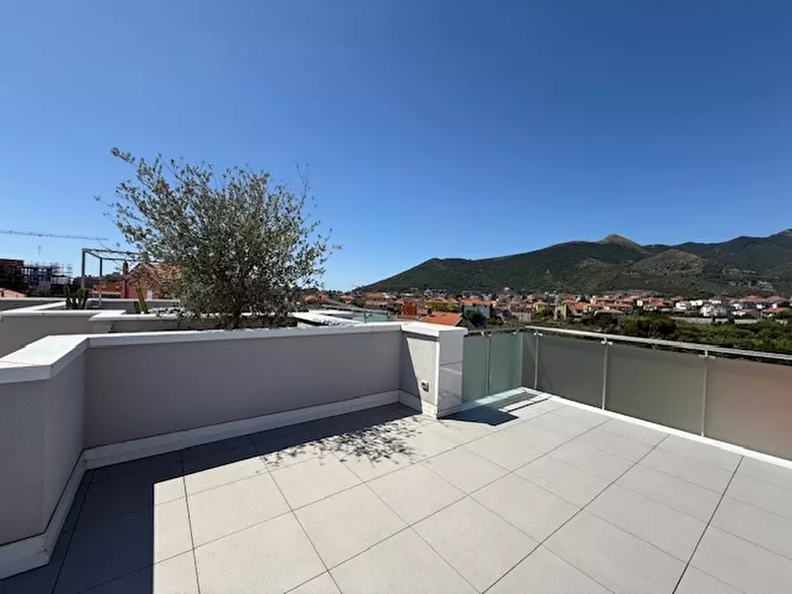 Immagine 27 di Appartamento in vendita  a Loano