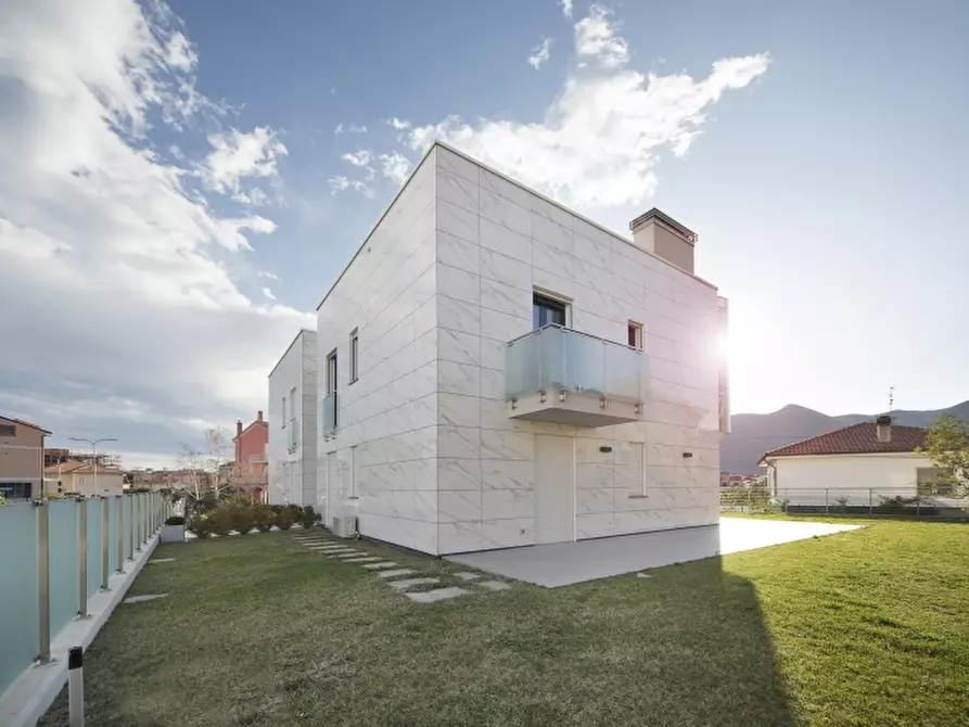 Immagine 4 di Appartamento in vendita  a Loano