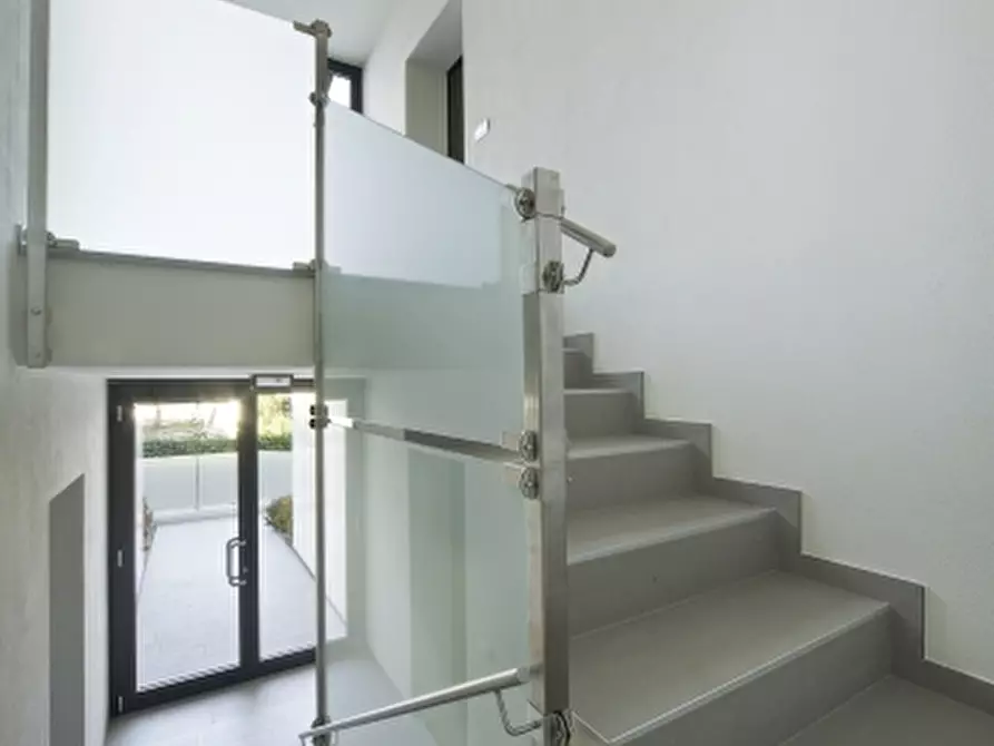 Immagine 10 di Appartamento in vendita  a Loano