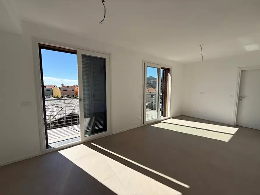 Immagine 3 di Appartamento in vendita  a Loano