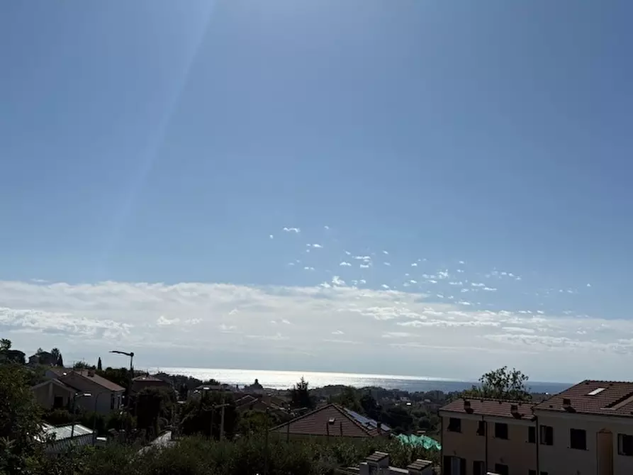 Immagine 11 di Appartamento in vendita  a Loano