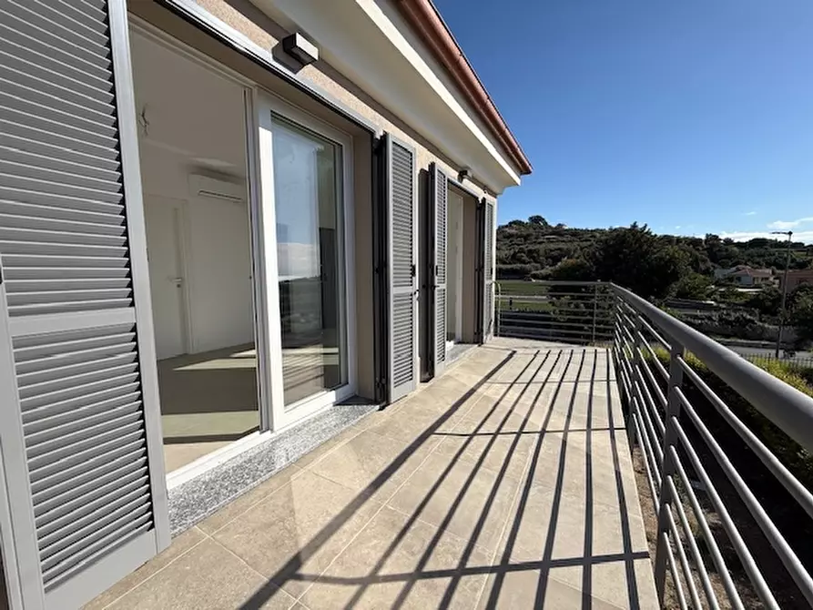 Immagine 12 di Appartamento in vendita  a Loano