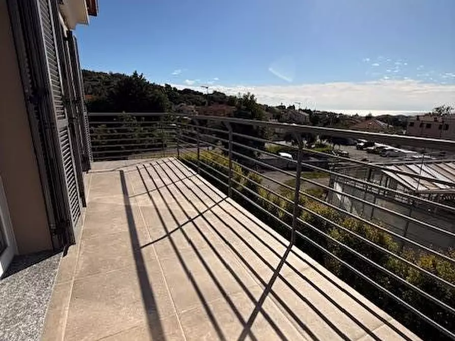 Immagine 15 di Appartamento in vendita  a Loano