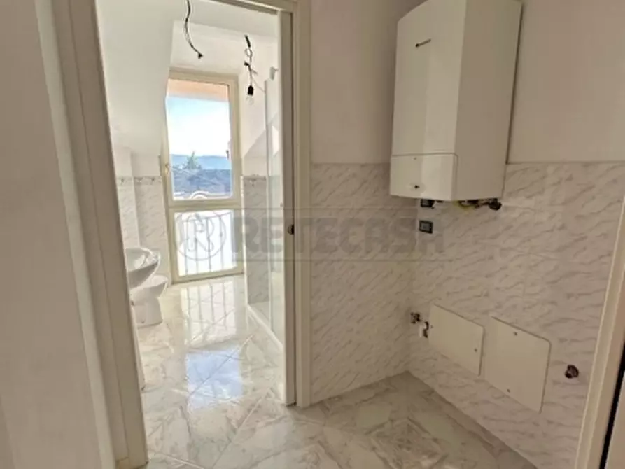 Immagine 19 di Appartamento in vendita  a Loano