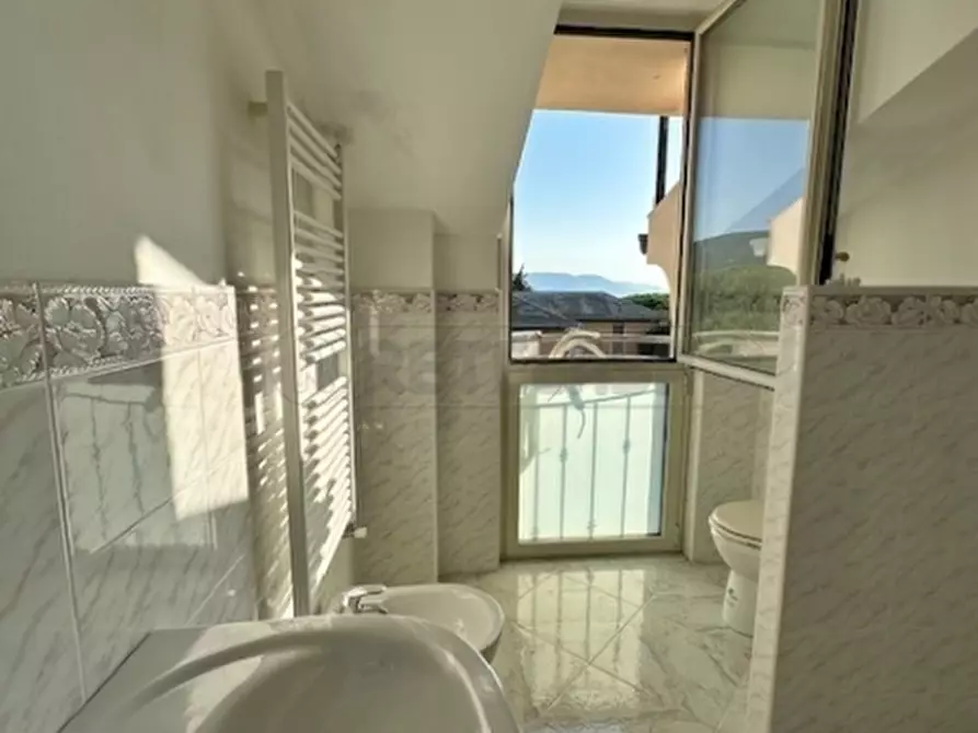 Immagine 22 di Appartamento in vendita  a Loano