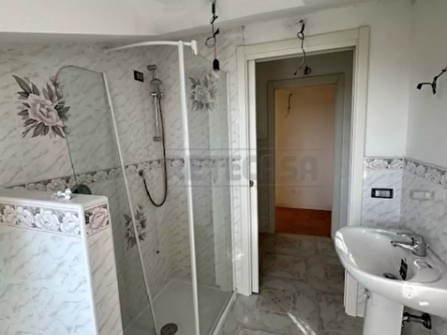 Immagine 23 di Appartamento in vendita  a Loano