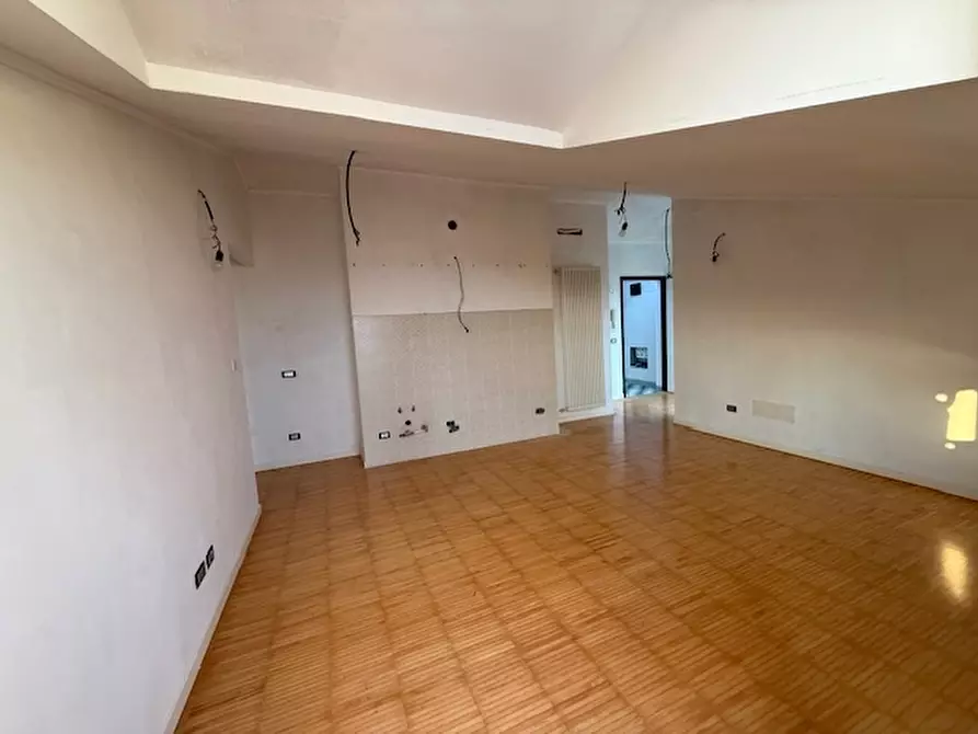 Immagine 5 di Appartamento in vendita  a Loano