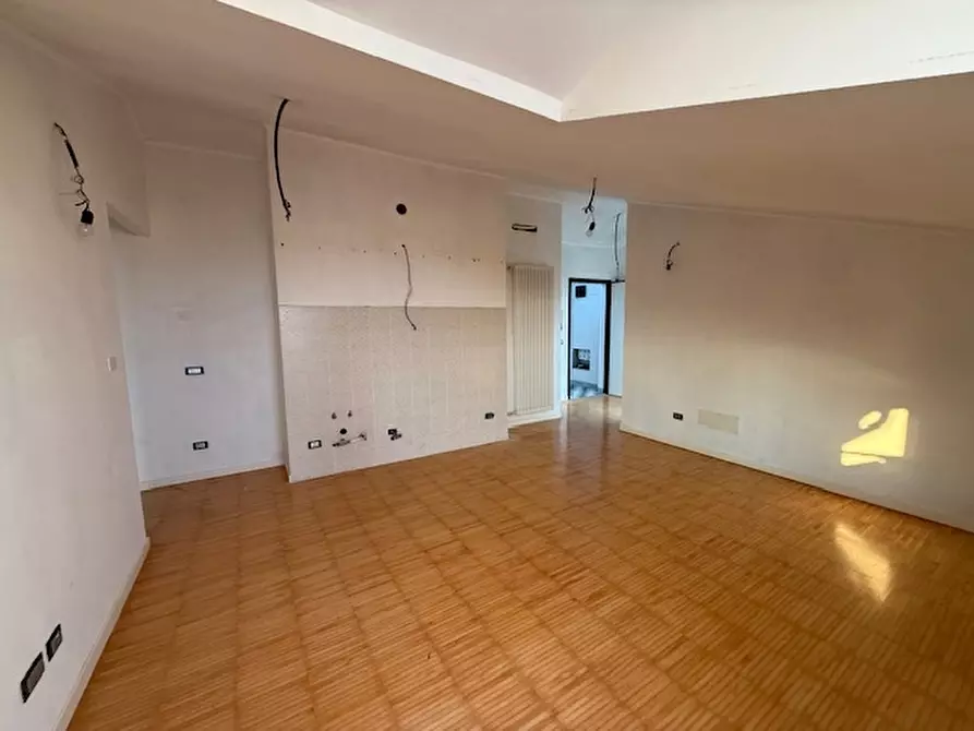 Immagine 6 di Appartamento in vendita  a Loano