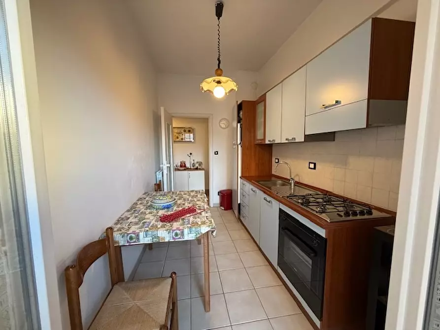 Immagine 32 di Appartamento in vendita  a Pietra Ligure