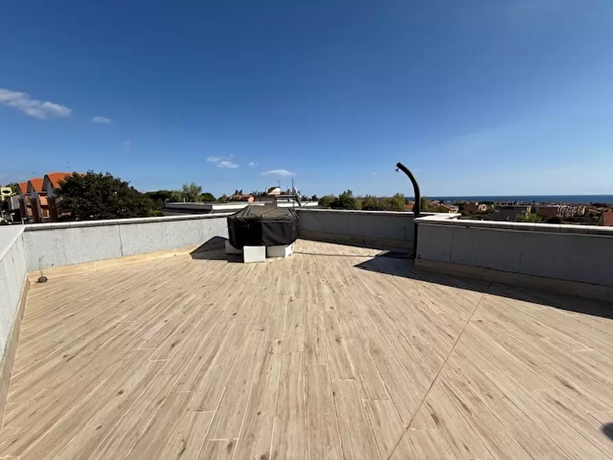 Immagine 21 di Appartamento in vendita  a Loano