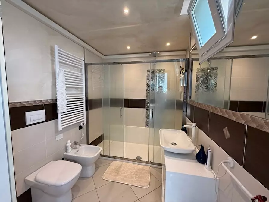 Immagine 24 di Appartamento in vendita  a Loano