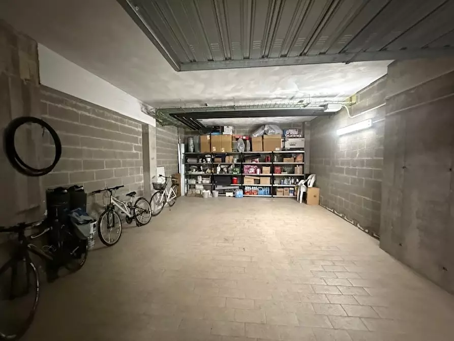 Immagine 35 di Appartamento in vendita  a Loano