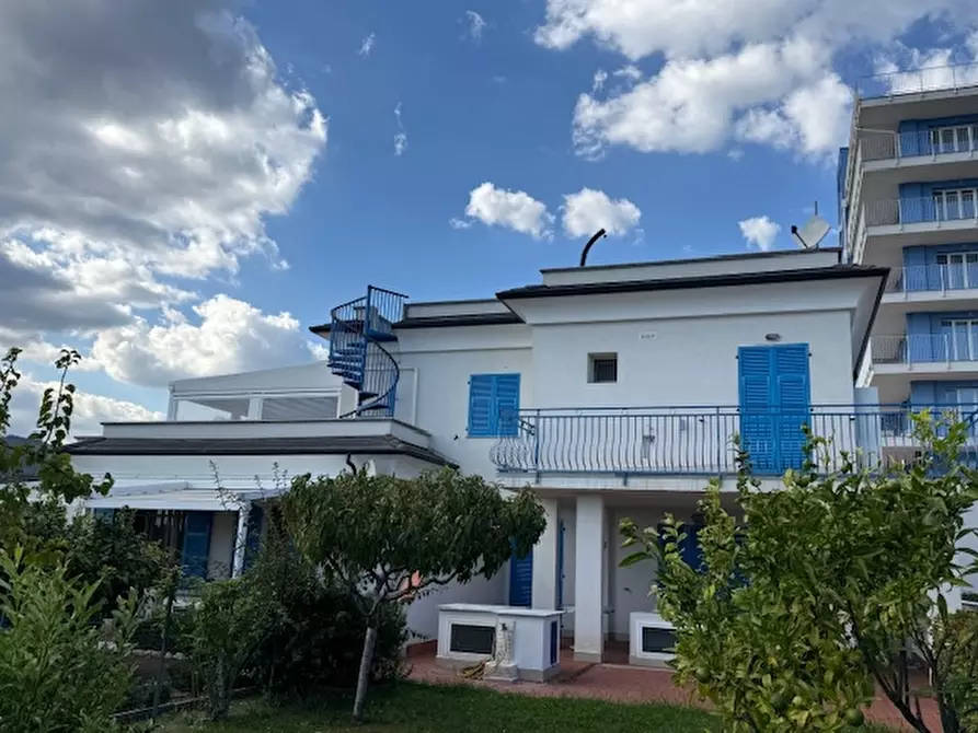 Immagine 37 di Appartamento in vendita  a Loano