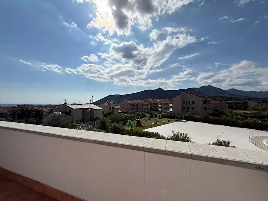 Immagine 10 di Appartamento in vendita  a Loano