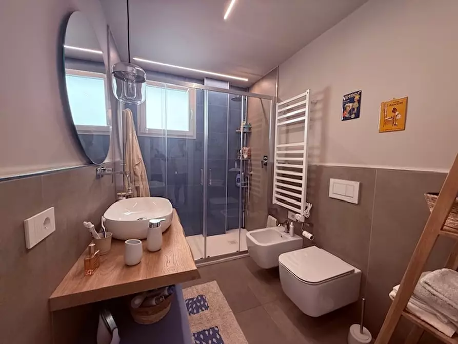 Immagine 13 di Appartamento in vendita  a Loano