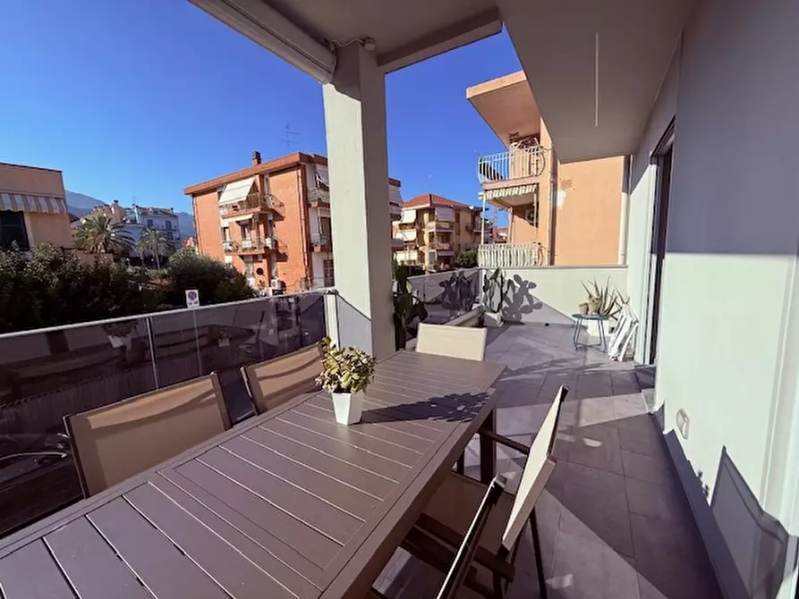 Immagine 14 di Appartamento in vendita  a Loano