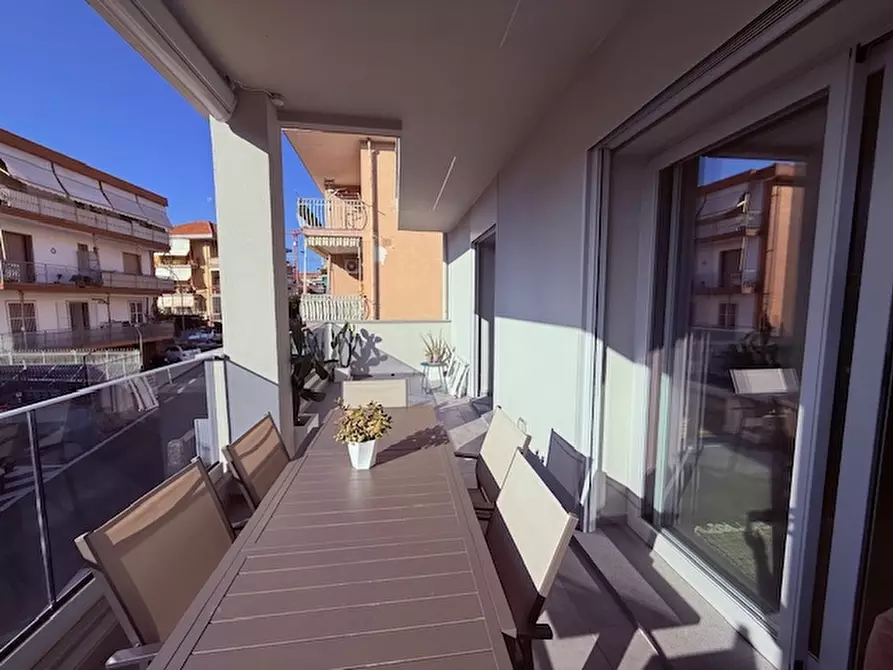 Immagine 19 di Appartamento in vendita  a Loano