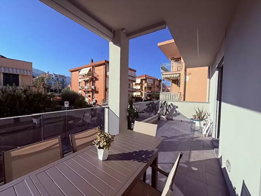 Immagine 20 di Appartamento in vendita  a Loano