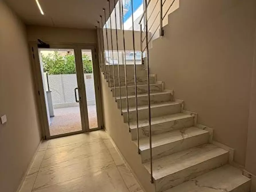 Immagine 21 di Appartamento in vendita  a Loano