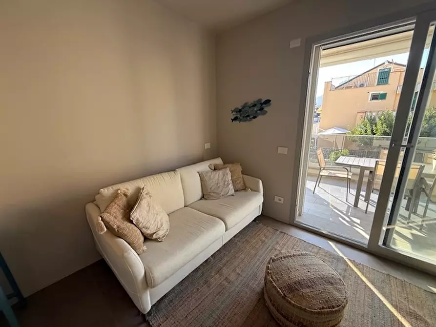 Immagine 27 di Appartamento in vendita  a Loano