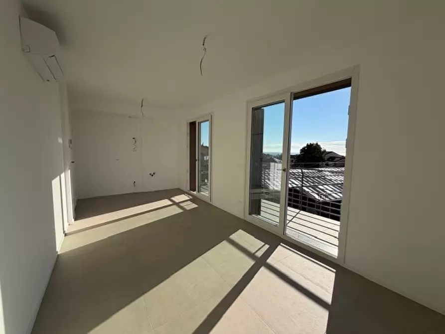 Immagine 2 di Appartamento in vendita  a Loano