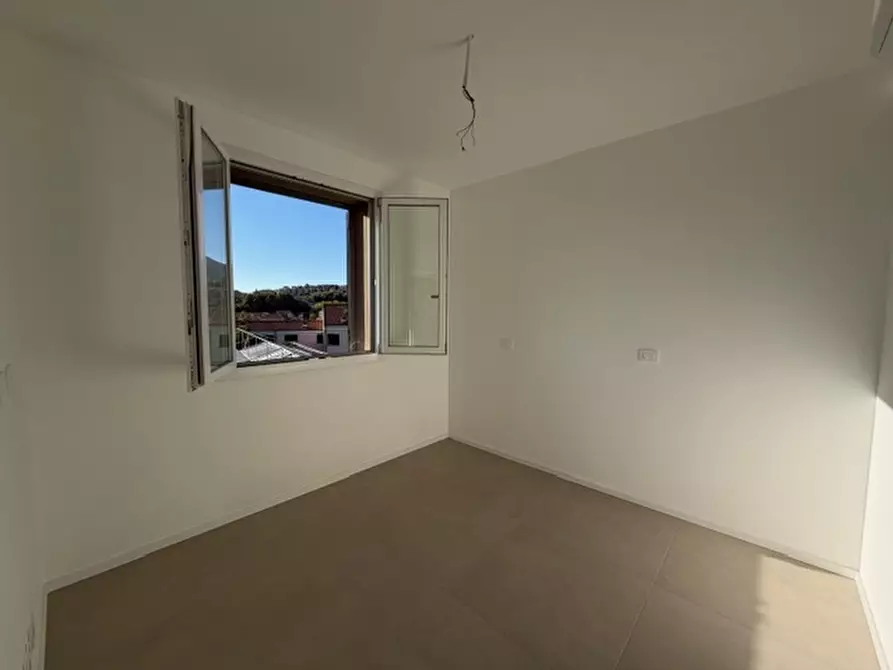 Immagine 11 di Appartamento in vendita  a Loano