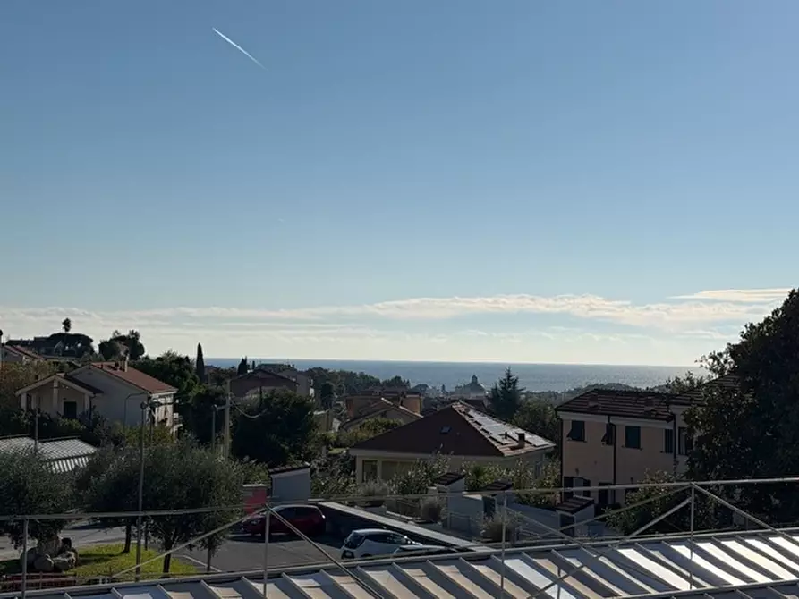 Immagine 13 di Appartamento in vendita  a Loano