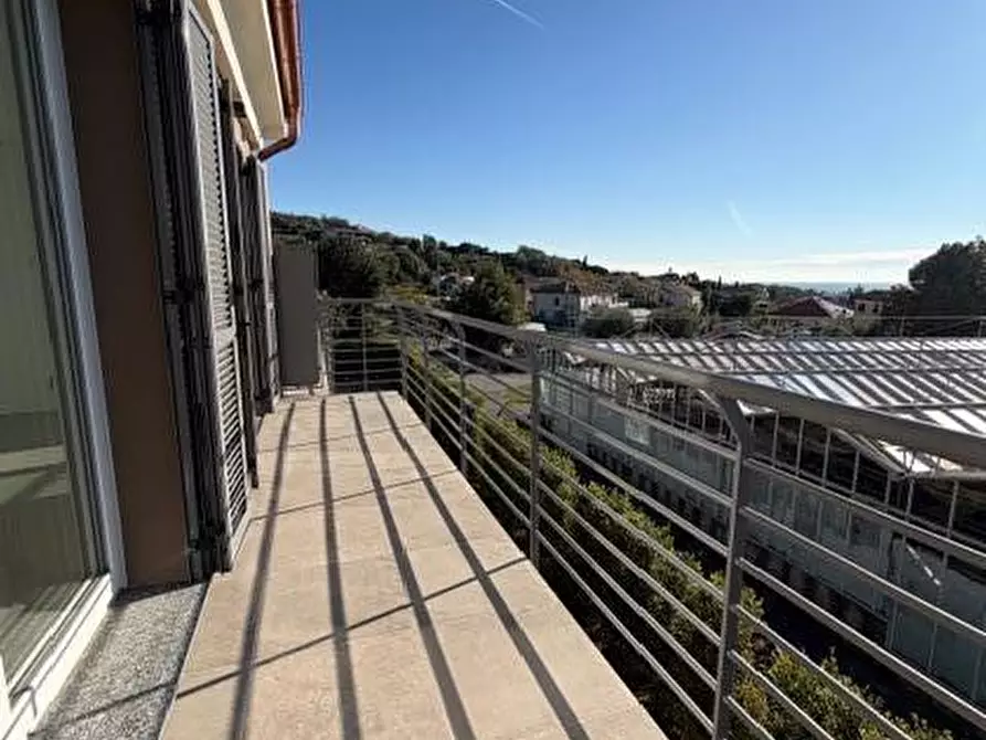 Immagine 15 di Appartamento in vendita  a Loano