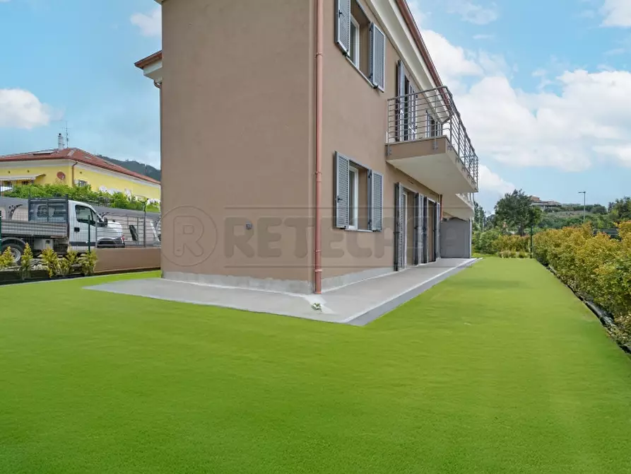 Immagine 11 di Appartamento in vendita  a Loano