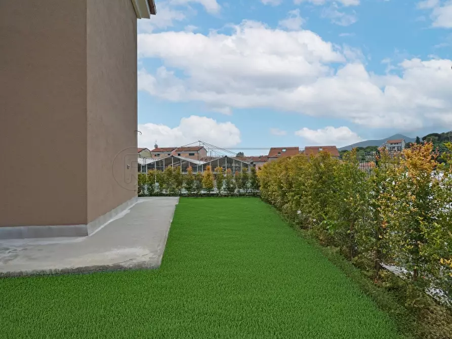 Immagine 14 di Appartamento in vendita  a Loano