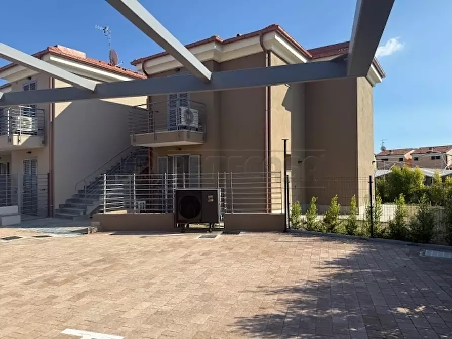 Immagine 30 di Appartamento in vendita  a Loano