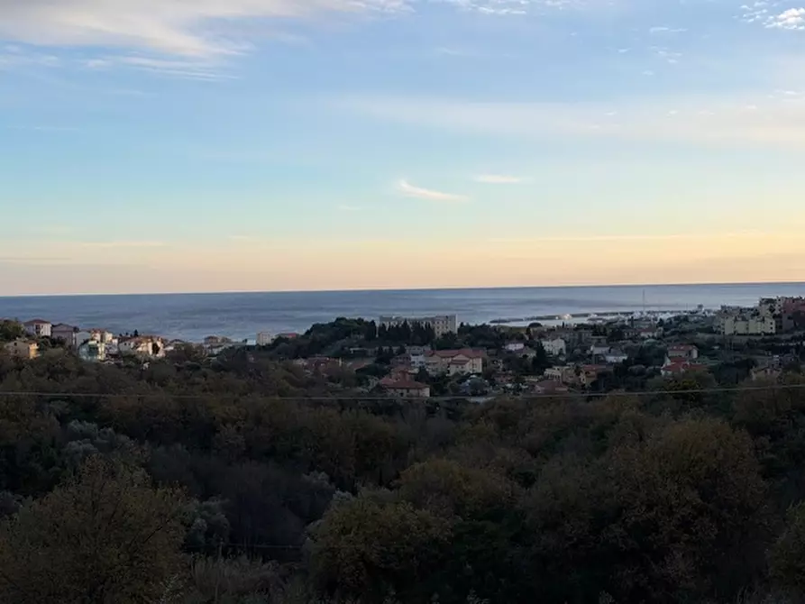 Immagine 13 di Villa in vendita  a Pietra Ligure