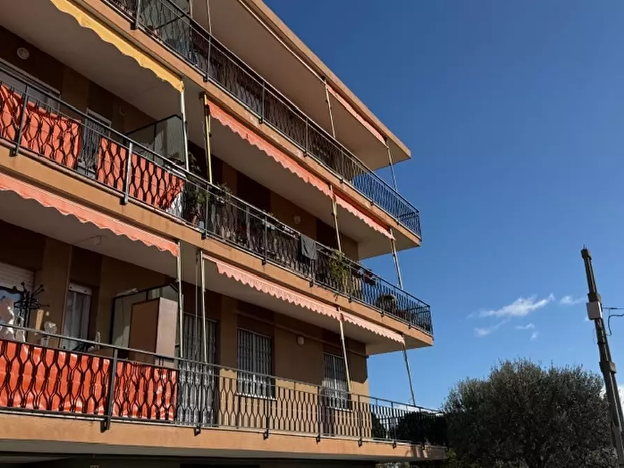 Immagine 22 di Appartamento in vendita  in VIA MAGNONE 67 a Ceriale